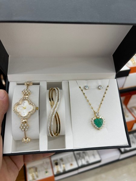 Women watche set -W.W.S.54